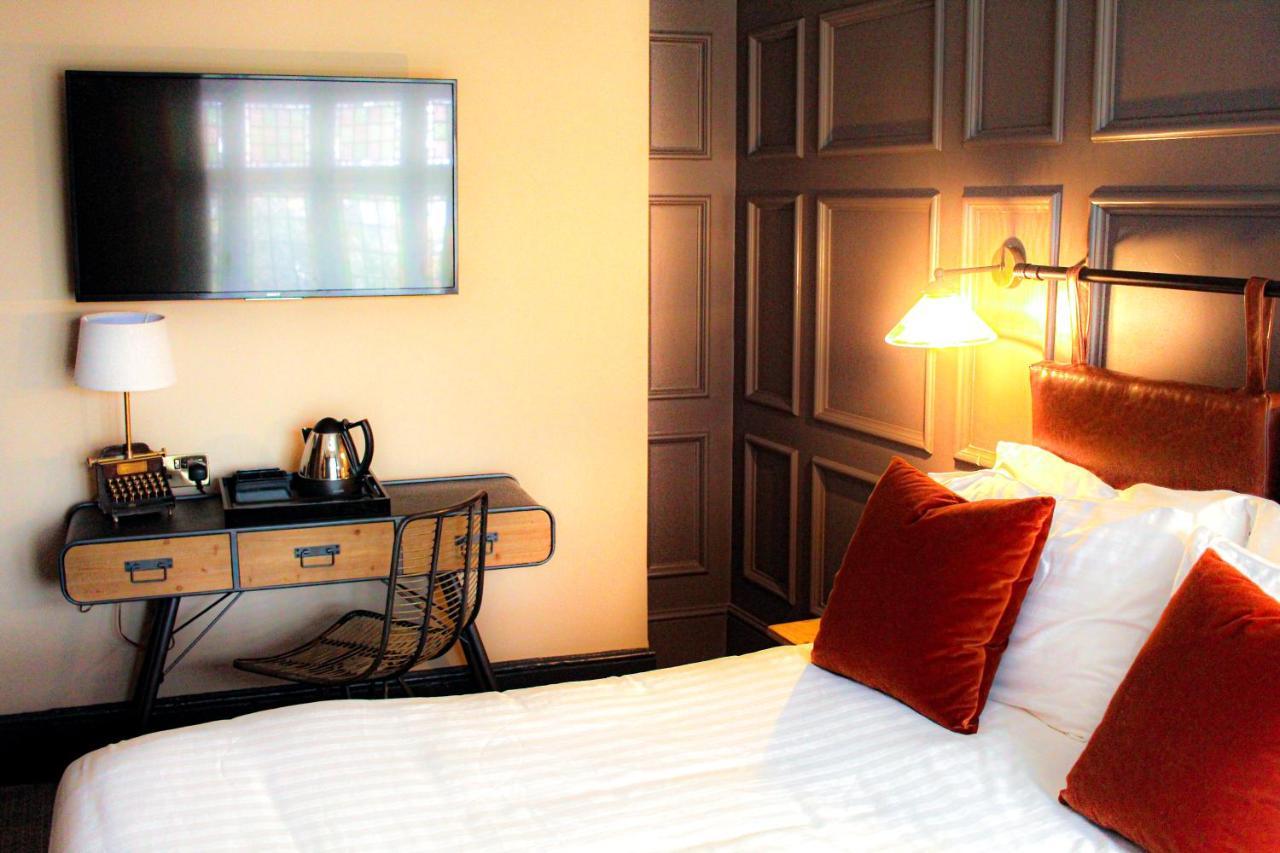 Brewhouse And Kitchen Hotel เวอร์ทิง ภายนอก รูปภาพ